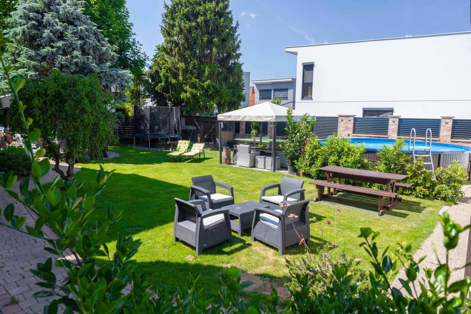 Pension Haus Sanz Vienna Luaran gambar