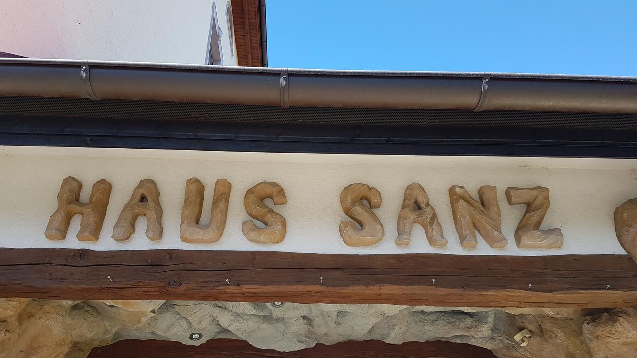 Pension Haus Sanz Vienna Luaran gambar